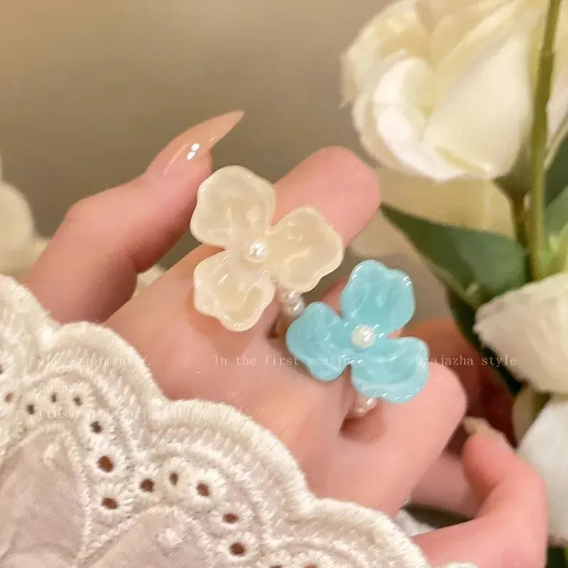 Fashion Pearl Flower Ring for Women New Stylish Atmosphere Luxury Finger Ring Summer Holiday Vibes Rings Кольца