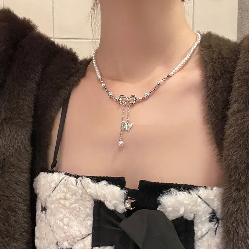Ins Fashion Shiny Butterfly Pearl Necklace Women Y2K Crystal Zircon Bow Pendant Necklaces Girls Banquet Jewelry Clavicle Chain