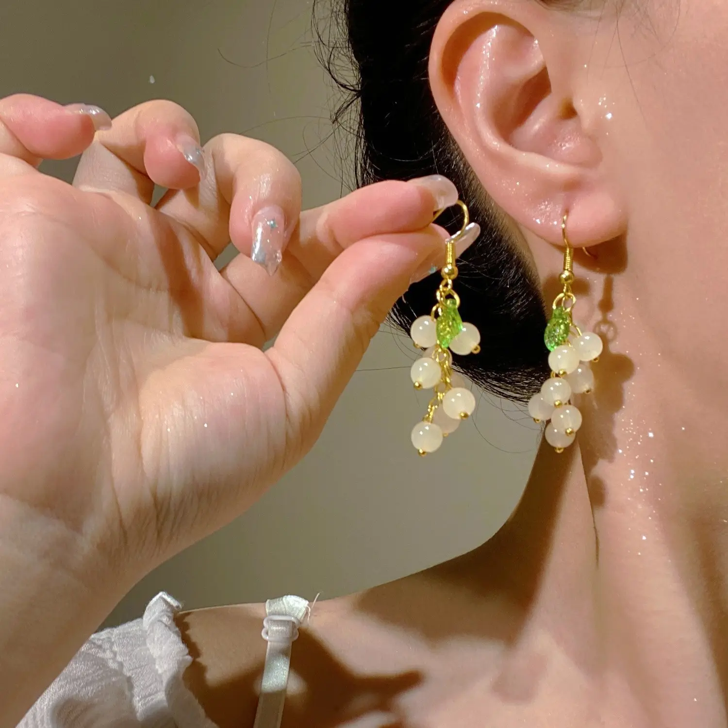Fashion Women Grape Earrings Simple Fruit Beads Drop Dangle Hook Earring Luxury Party Trendy Jewelry Accessories Gift