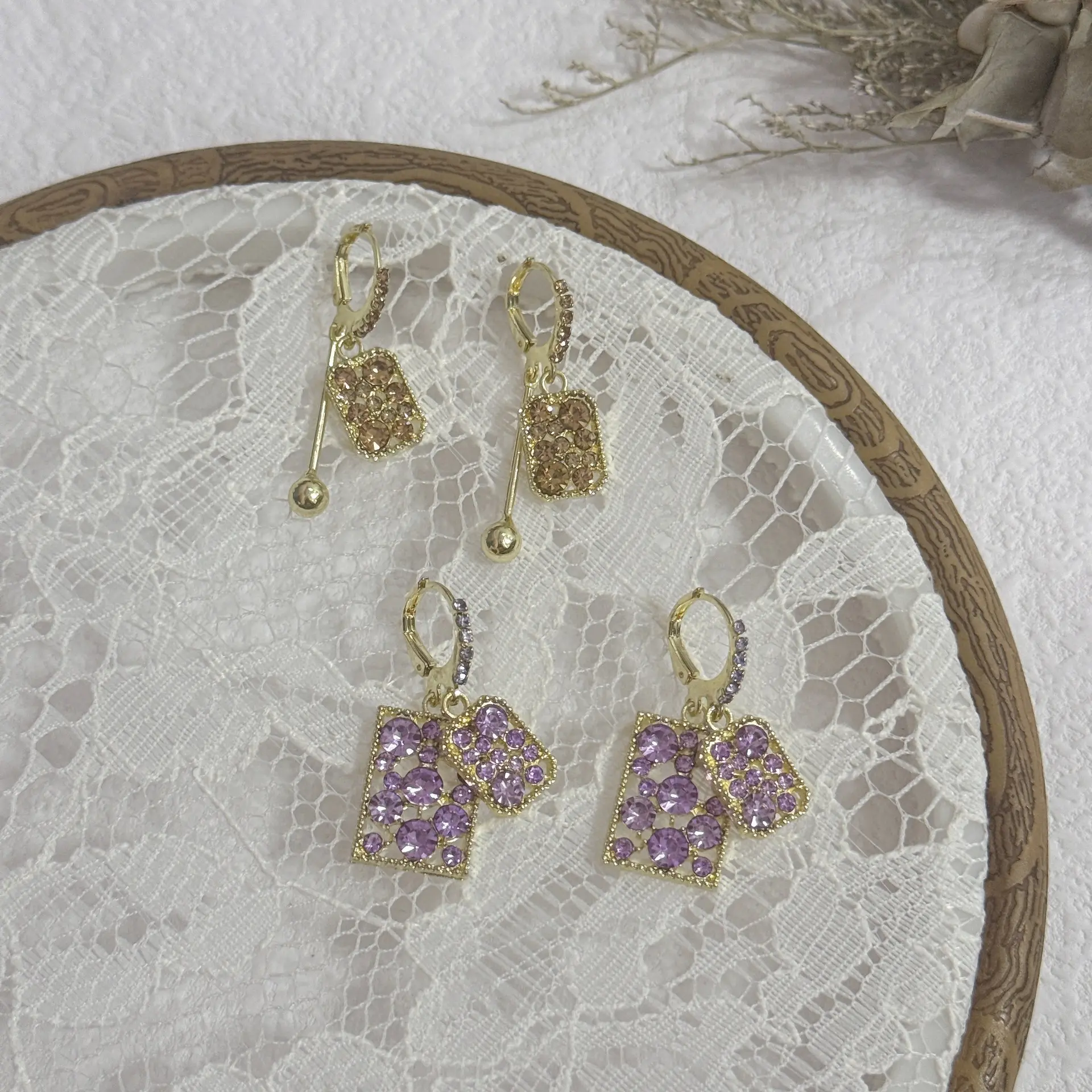 New Luxury Fashionable Unique Zircon Square Pendant Earrings for Women Exquisite Temperamental Ladies Party Premium Jewelry Gift