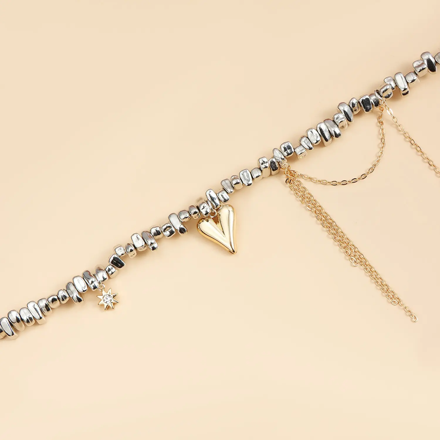 Luxury Elegant Irregular Metal Crystal Panelled Heart Pendant Necklace for Women Chain Choker Dinner Party Fashion Jewelry