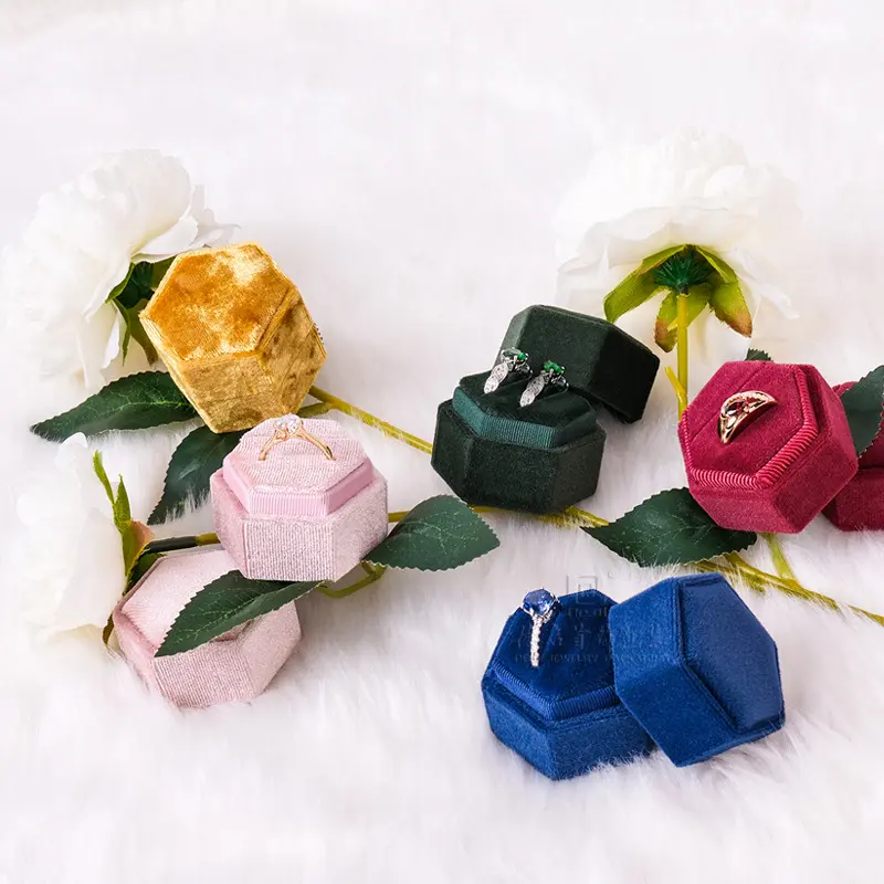 High Quality Hexagon Velvet Ring Box with Detachable Lid Jewelry Case Earring Holder Pendant Storage Box Jewelry Packaging