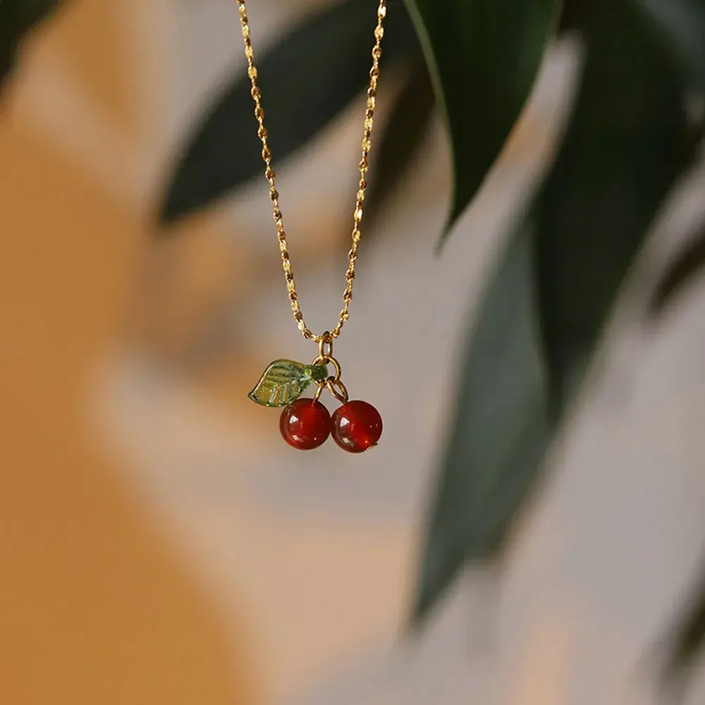 New Stainless Steel Red Cherry Necklace Natural Stone Beads Pendant Chain Necklace Women's Fashion Wedding Jewelry Birthday Gift