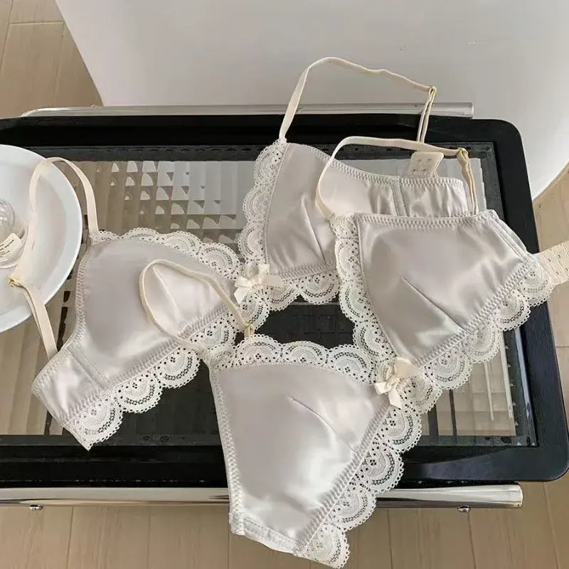 Sexy Triangle Cup Bow Lace Bras Women Chest Satin Underwear Sweet Girl Fashion Breathable Comfortable Soft Bra Lingerie