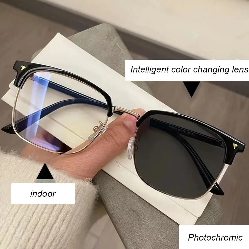 New Fashion Man Photochromic Colored Glasses Half Frame Anti Blue Light Discoloration Eyepiece Computer Transparent Sunglasses