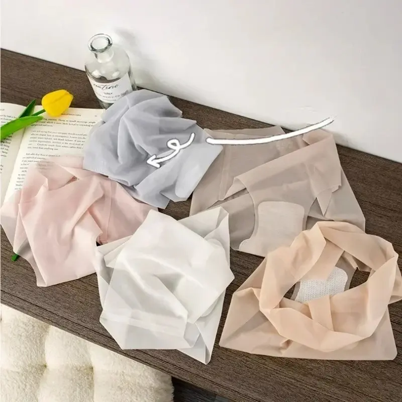 Ice Silk Seamless Comfortable Breathable Underwear Women's Ultra-thin Sense Quick-drying Panties Peach Hip Fitness Sexy Briefs