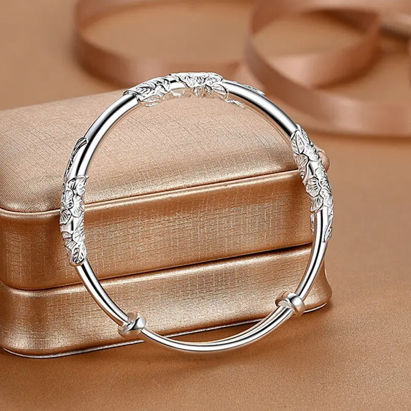 Silver Flowers Fashion Bracelet Women Simple Texture Adjustable Solid Bracelets Light Luxury Bangles Party Jewelry