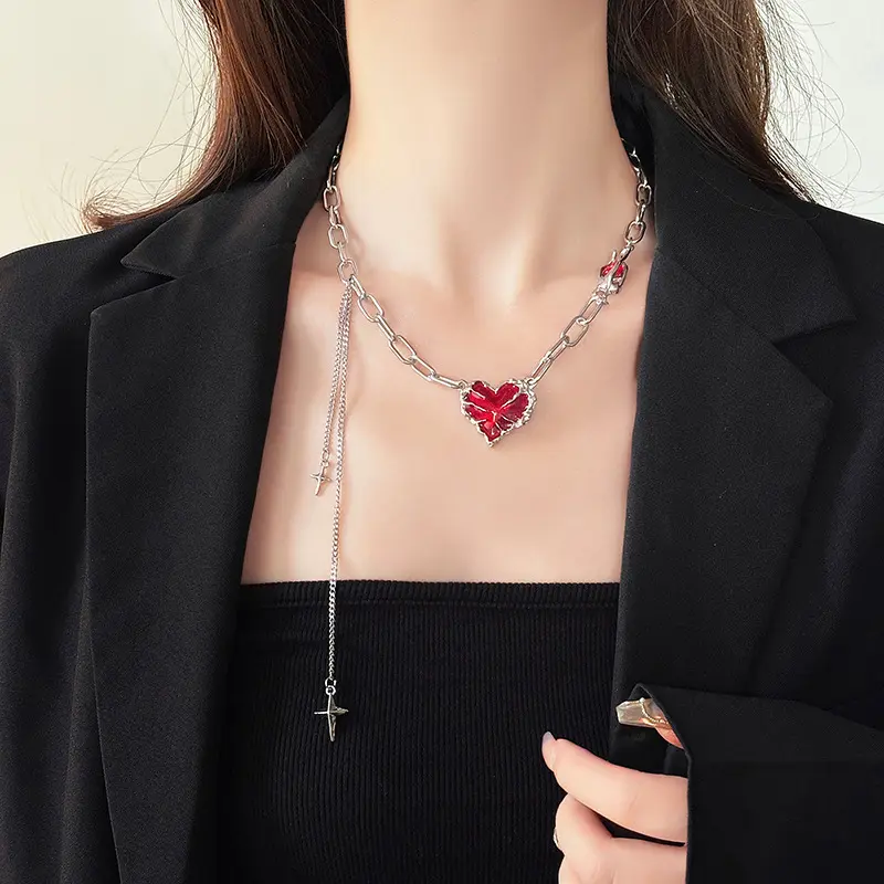 Fashion Forever Love Heart Shape Pendant Women Necklace Metal Hip Hop Beads Charm Beaded Link Chain Classy Necklace Jewelry