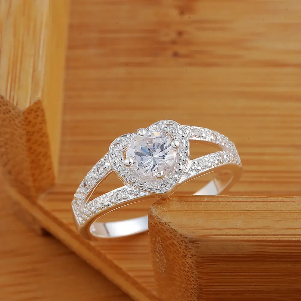 New Heart-shaped Silver Elegant Heart Zircon Ring Classic for Women Fashion Wedding Engagement Gift Charm Jewelry