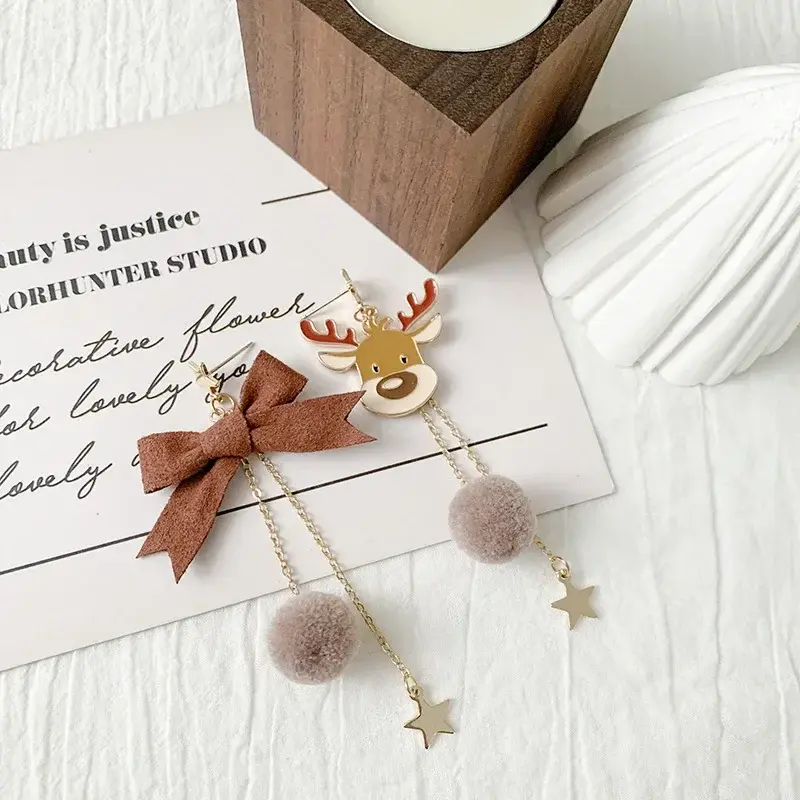 1 Pair New Cute Christmas Elk Dangle Earring for Women Butterfly Knot Star Pendant Drop Earring Fashion Xmas Jewelry Gift