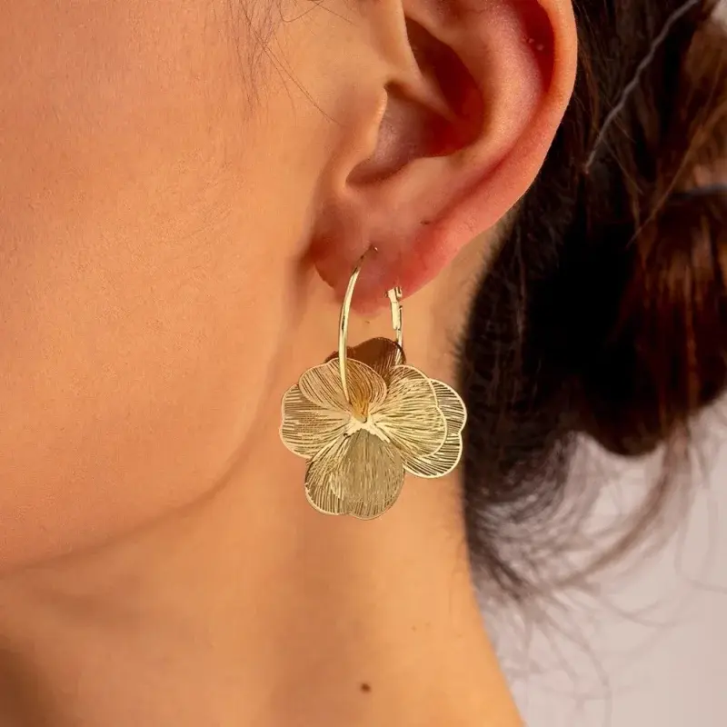 Fashion Gold Silver Double-Layer Hollow Flower Hoop Earring Women Retro Earrings Luxurious Exaggerated Ginkgo Leaf Earrings