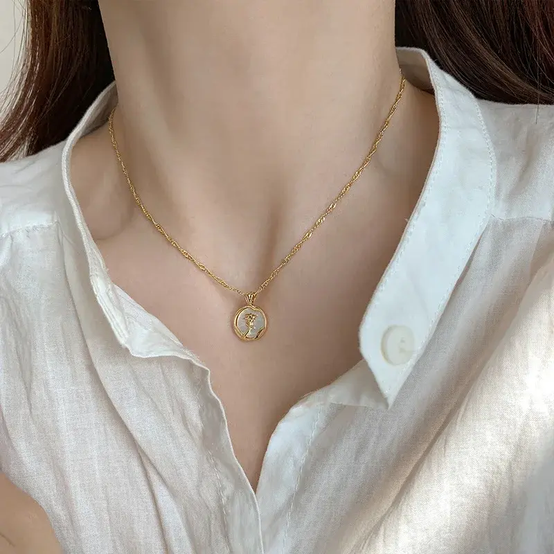 French Romantic Rose Elegant White Enamel Camellia Flower Pendant Necklace Women's Fashion Jewelry Luxury Accessories for Girls