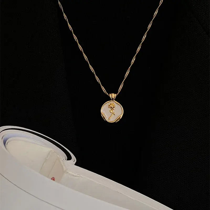 French Romantic Rose Elegant White Enamel Camellia Flower Pendant Necklace Women's Fashion Jewelry Luxury Accessories for Girls