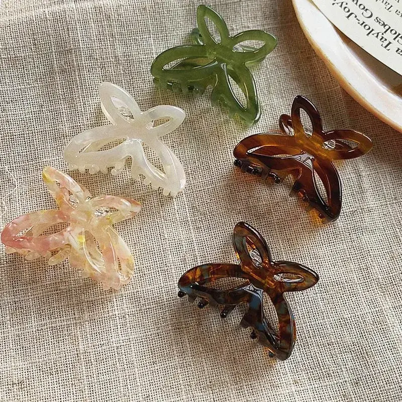 Butterfly Hair Clips Women Retro French Personality Jelly Hairpin Plastic Green Hair Claw Ladies Hairgrips Hair Accessories