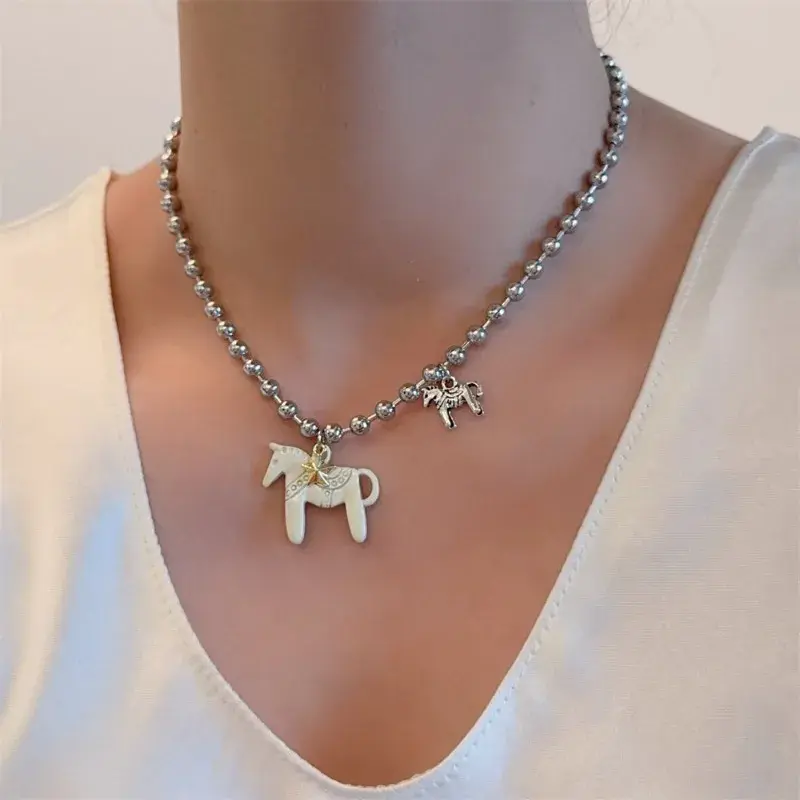 New Fashion Funny White Black Rose Red Color Pentagram Enamel Colt Horse Pendant Necklaces Women Metal Beads Chain Chokers