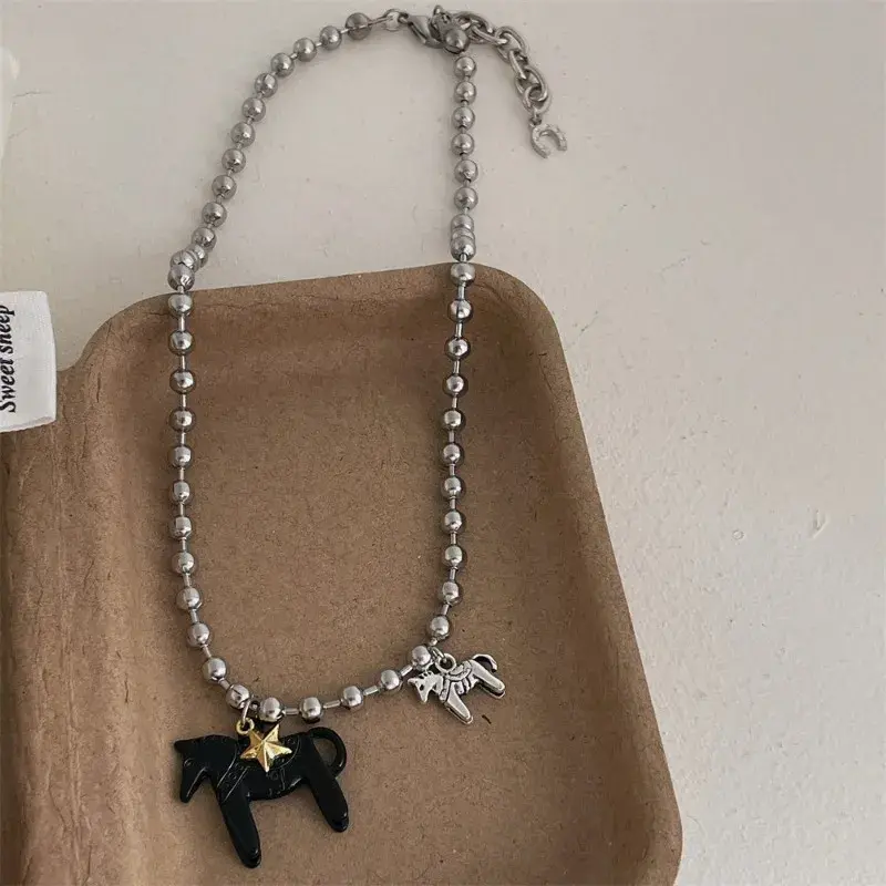 New Fashion Funny White Black Rose Red Color Pentagram Enamel Colt Horse Pendant Necklaces Women Metal Beads Chain Chokers