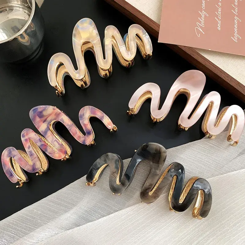 High Quality Stylish Oversized Size Acetic Acid Shark Clip Disc Grip Clip Wave Fashion Hair Grip Women's Premium Sense Hair Claw