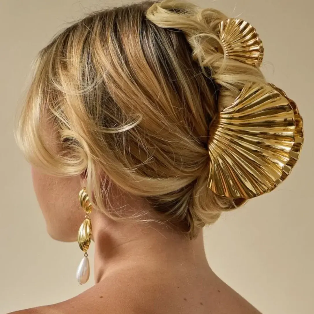 Metal Texture Shell Starfish Shape Hair Clip Fashion Ladies Ponytail Hair Accessories Girls Hairpin Fashion Accessories Gifts