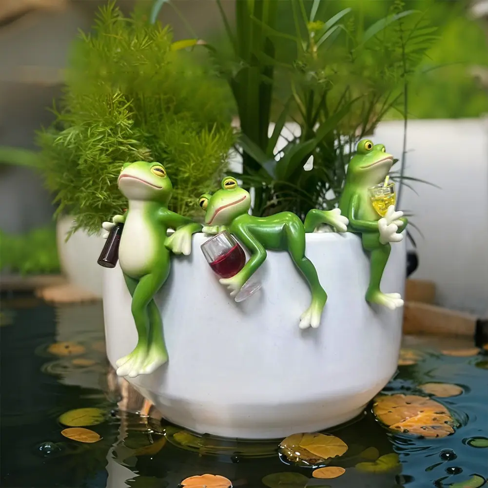 Resin Hanging Frog Figurine Planter Hugger Small Frog Figurine Miniature Frog Figurine Plant Decorations for Pots