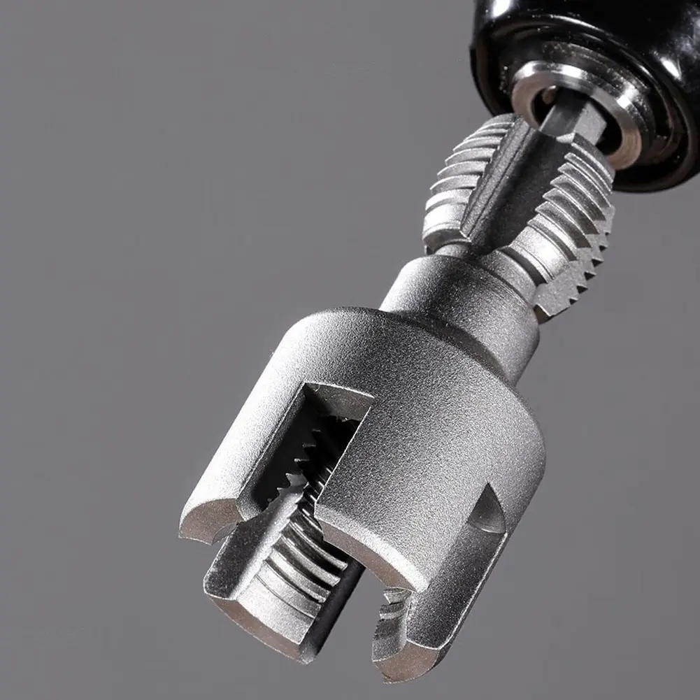 Pipe Thread Cutting Tool Integrated Internal & External Pipe Threading Tool 1/2IN 3/4IN Pipe Sizes Rethreading Tool