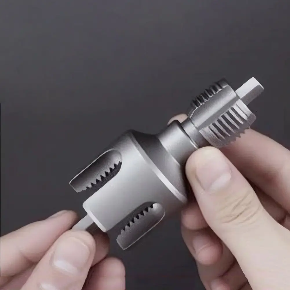 Pipe Thread Cutting Tool Integrated Internal & External Pipe Threading Tool 1/2IN 3/4IN Pipe Sizes Rethreading Tool
