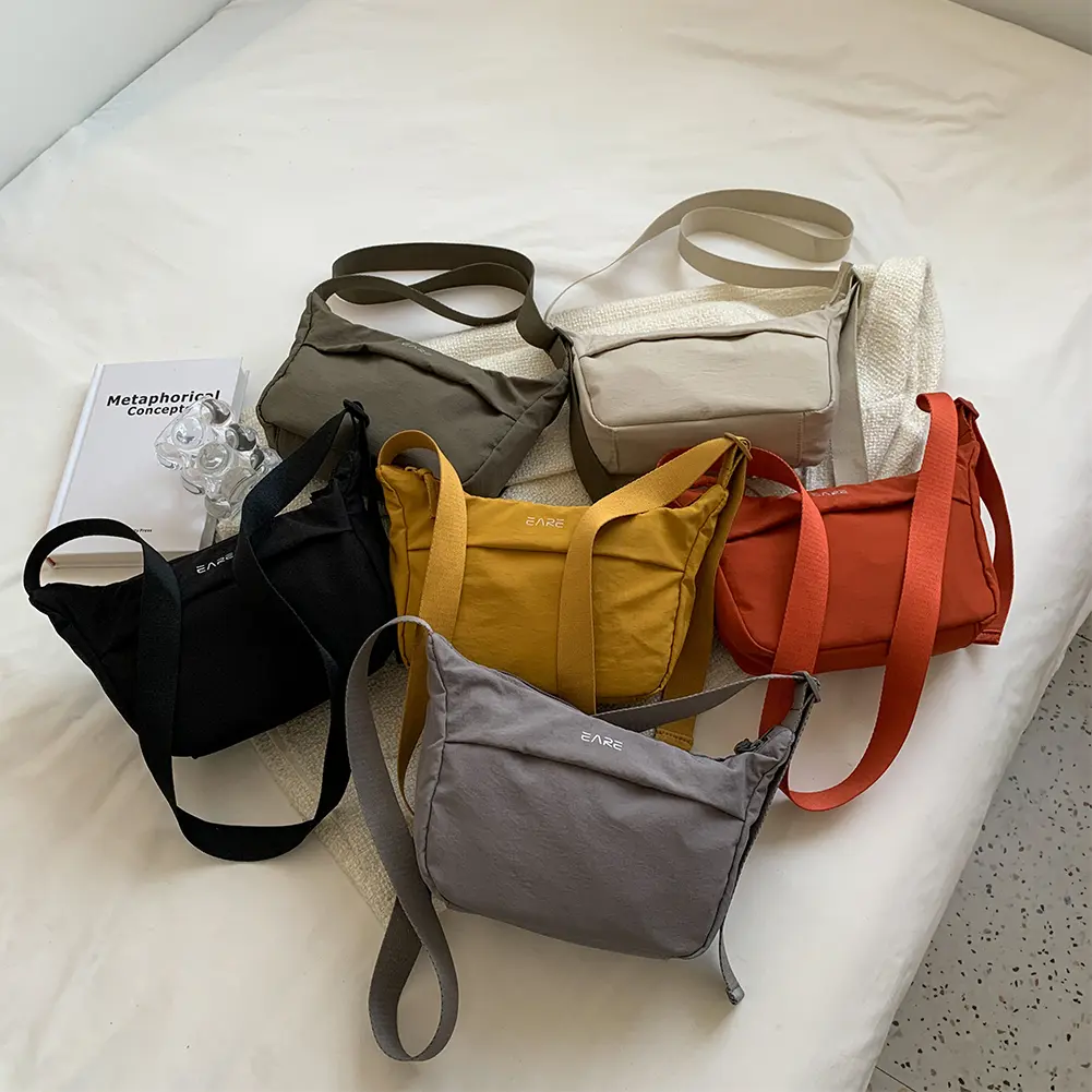 Shoulder Bag for Women with Inner Pocket Crescent Bag Nylon Zipper Hobo Bag Sling Bag for Work Travel