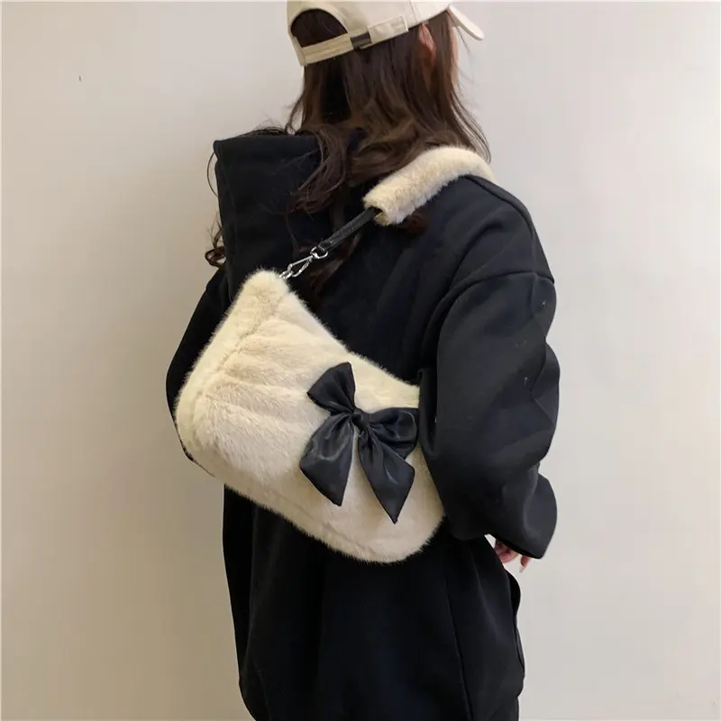 Women Plush Shoulder Bag with Detachable Strap Handbag Fluffy Hobo Bag Satchel Purse for Dating Travel