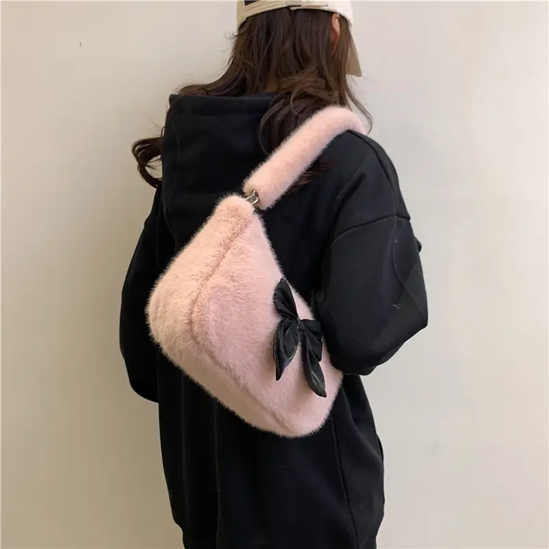 Women Plush Shoulder Bag with Detachable Strap Handbag Fluffy Hobo Bag Satchel Purse for Dating Travel