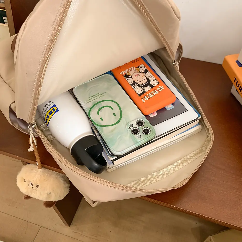 Women Backpack Adjustable Straps Capybara Kawaii Bookbag with Zipper Closure Travel Bag Gifts for Capybara Lovers