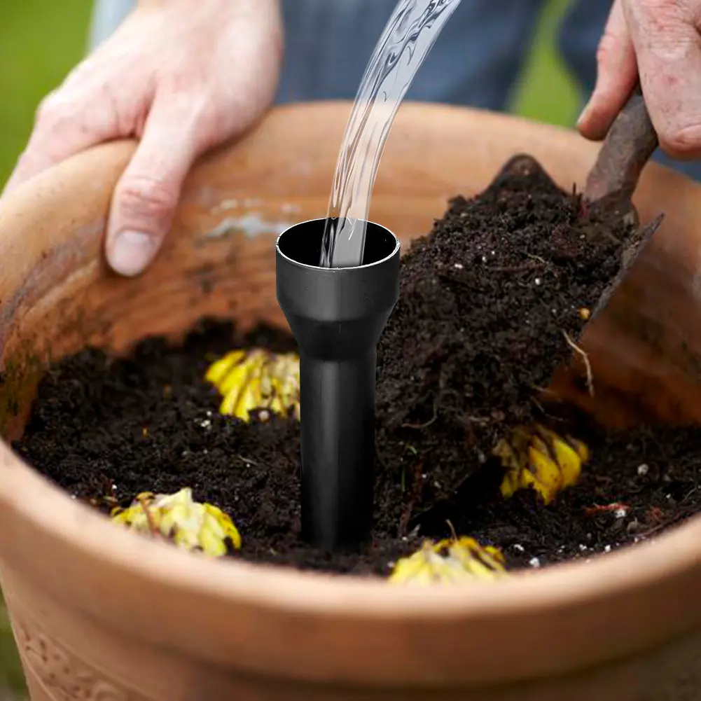 Root Waterer Plastic Root Caster Tree Root Irrigator Deep Root Irrigation Spike for Flowers Fruits Vegetables