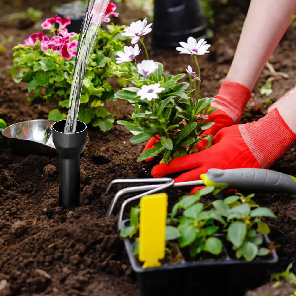 Root Waterer Plastic Root Caster Tree Root Irrigator Deep Root Irrigation Spike for Flowers Fruits Vegetables