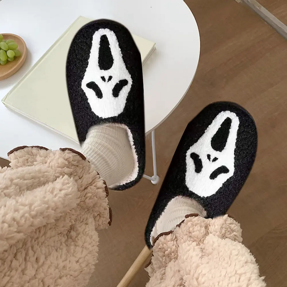 Unisex Pumpkin Slippers Cozy Halloween Fluffy Slippers Thickened Lightweight House Slippers Anti Slip for Winter Indoor Outdoor