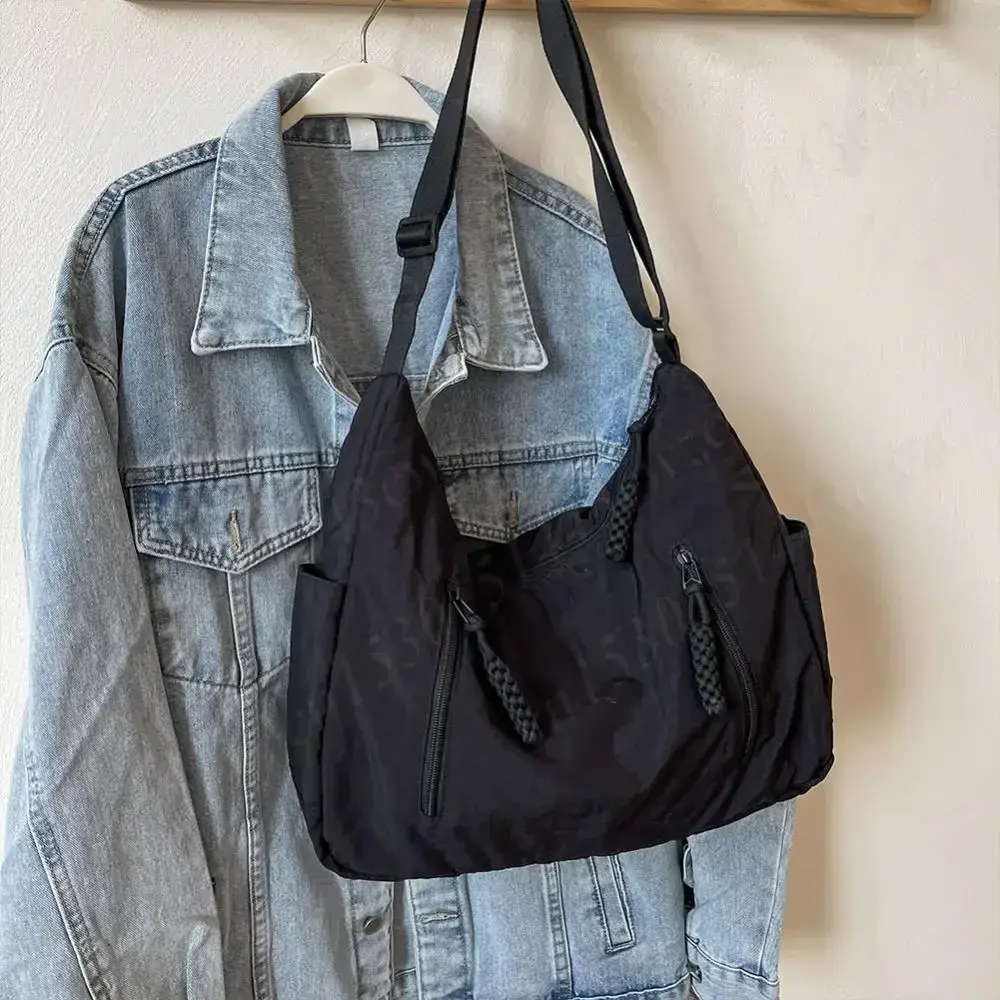 Women Crescent Crossbody Bag Nylon Multi-Pocket Lightweight Shoulder Bag Large Capacity Half Moon Sling Bag Female Shopping Bag
