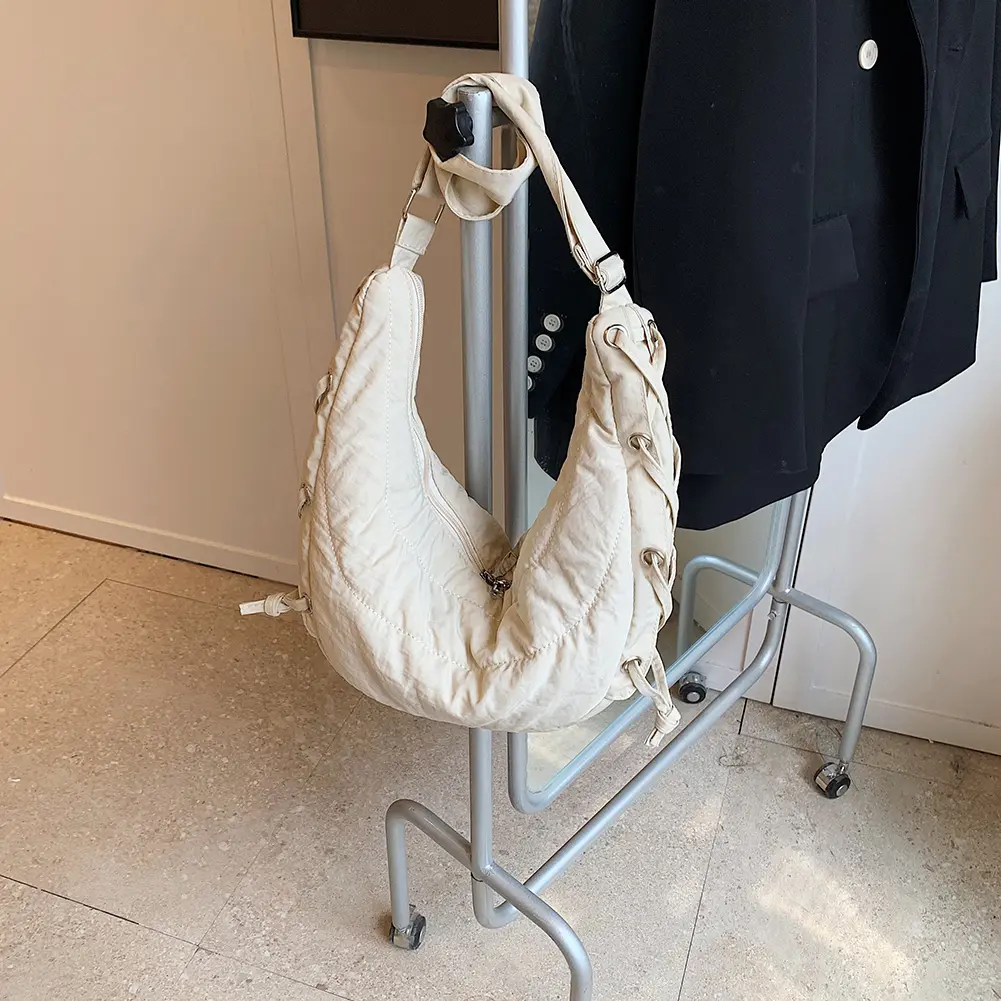 Women Stylish Dumpling Bag Large Capacity Fashion Shoulder Bag Adjustable Strap Crescent Crossbody Bag Simple Satchel Bag