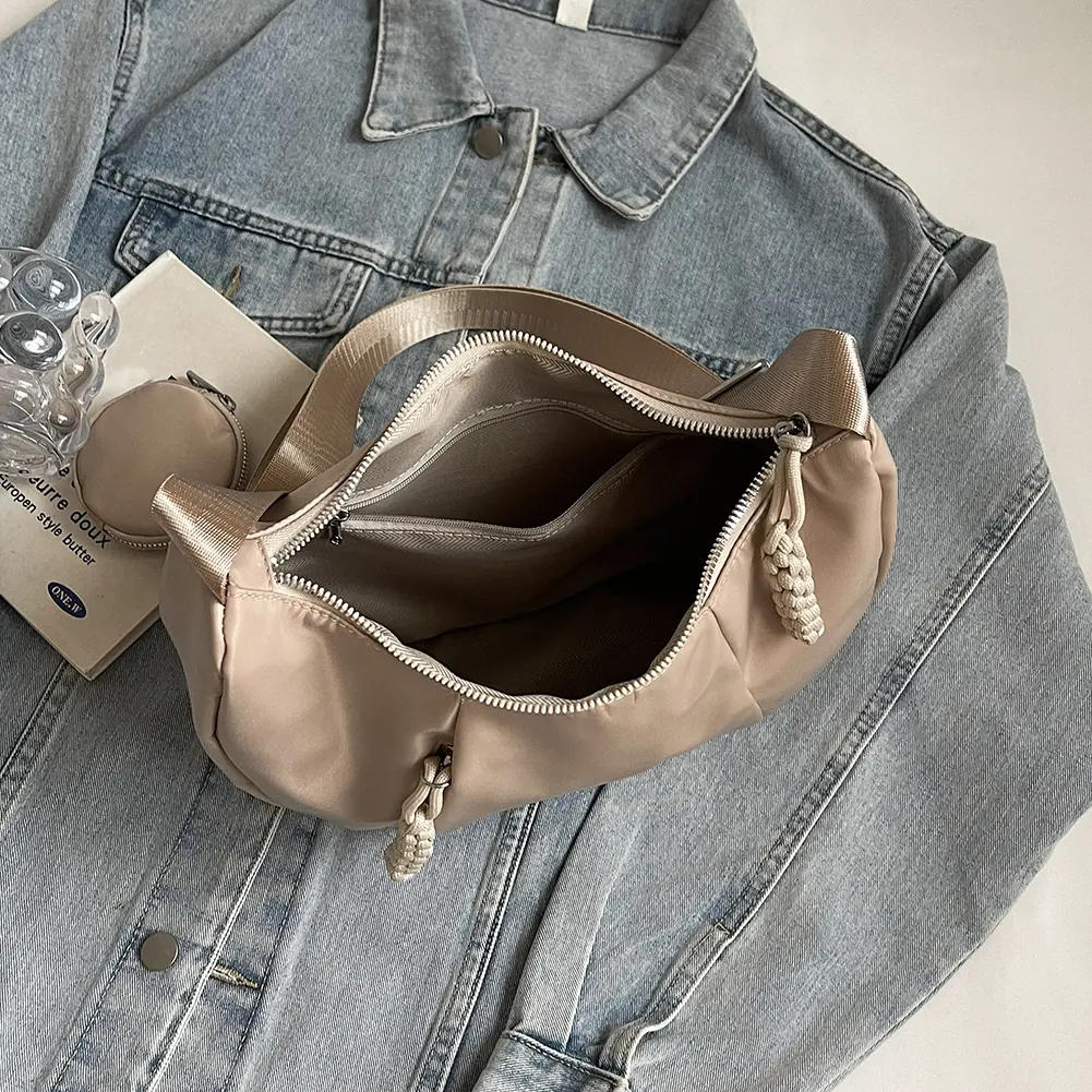 Crescent Bag for Women with Inner Pocket Hobo Bag Nylon Adjustable Strap Crossbody Bag Zipper Handbag for Work Travel