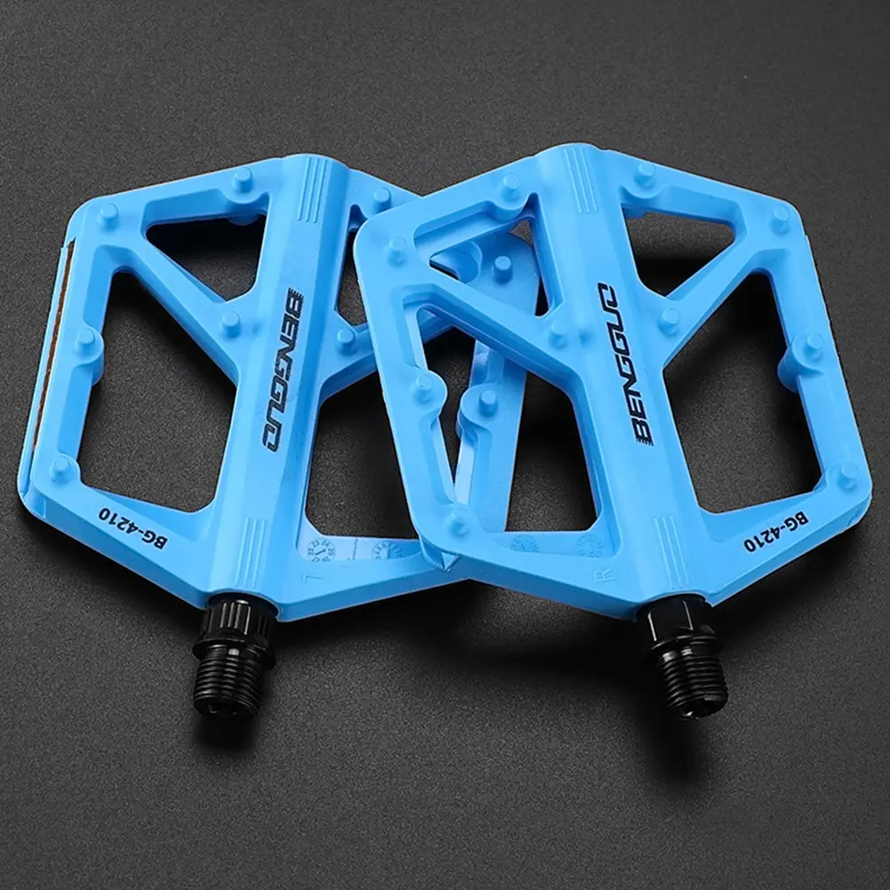 Double DU Bearing Nylon Bicycle Pedals with Reflector Ultralight Bike Pedals Bicycle Platform Pedals Bike Accessories