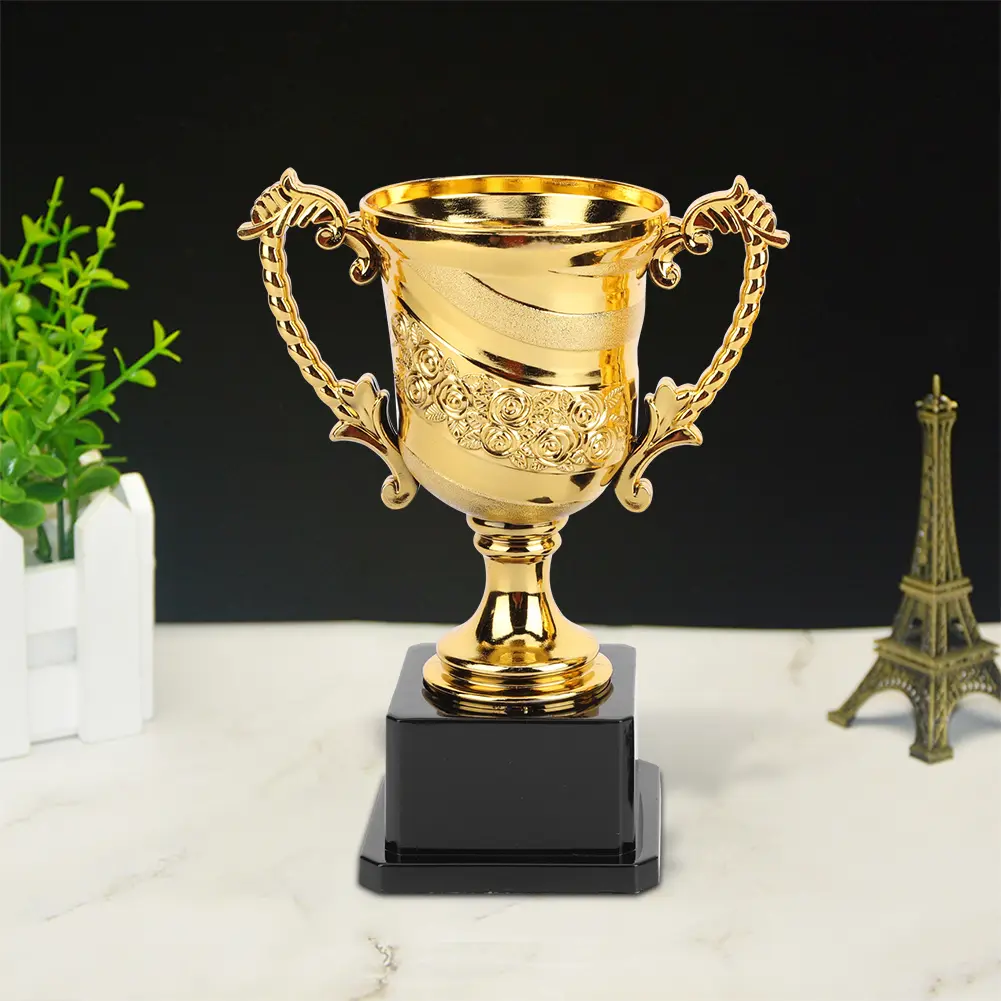 Gold Award Trophies Golden Trophies Prize Children Plastic Trophy  for Kids Party Favors Props Rewards Winning Prizes