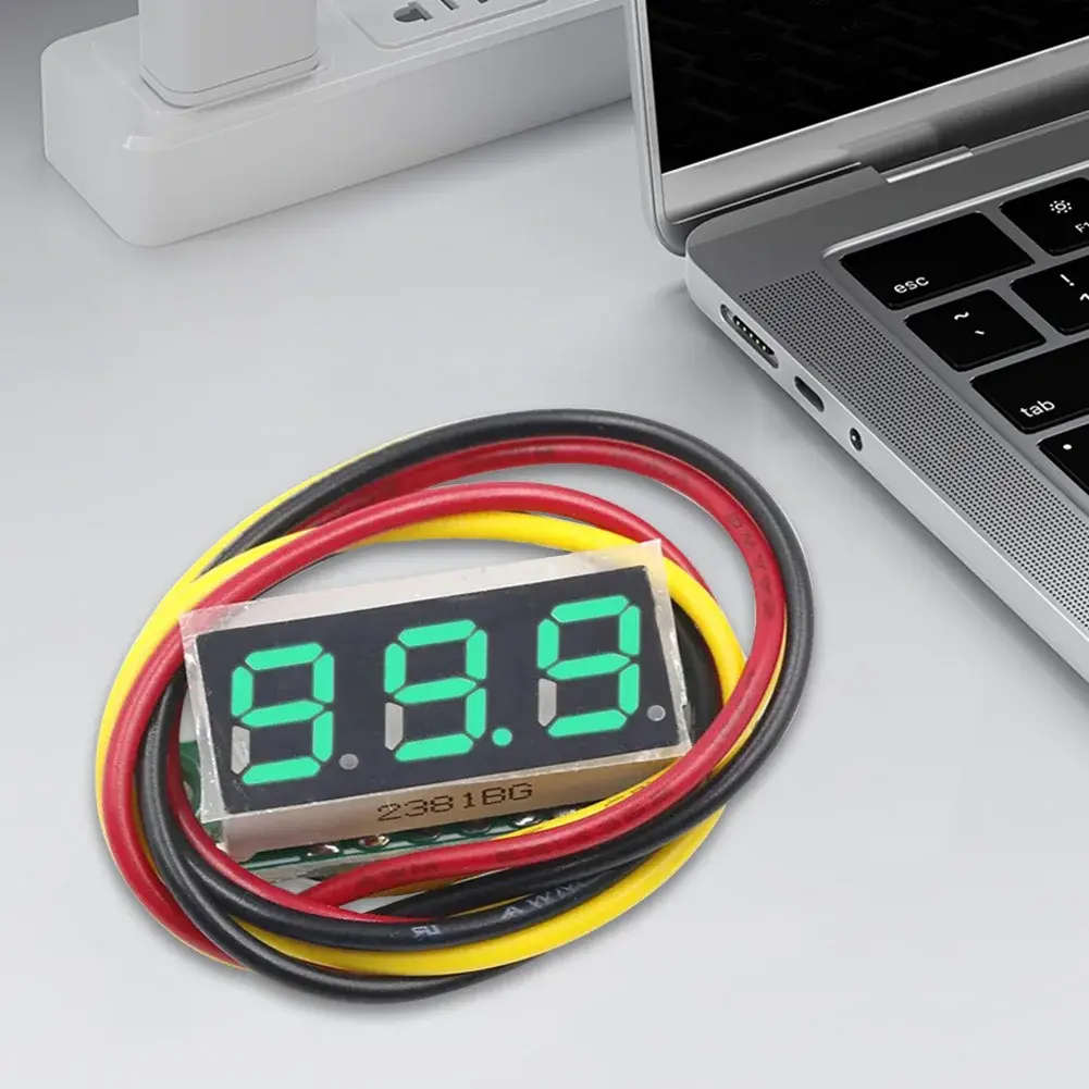 3 Wires Digital Voltmeter LED Screen 0.28 Inch Gauge Tester Red/Blue/Yellow/Green Mini DC Voltmeter Reverse Polarity Protection