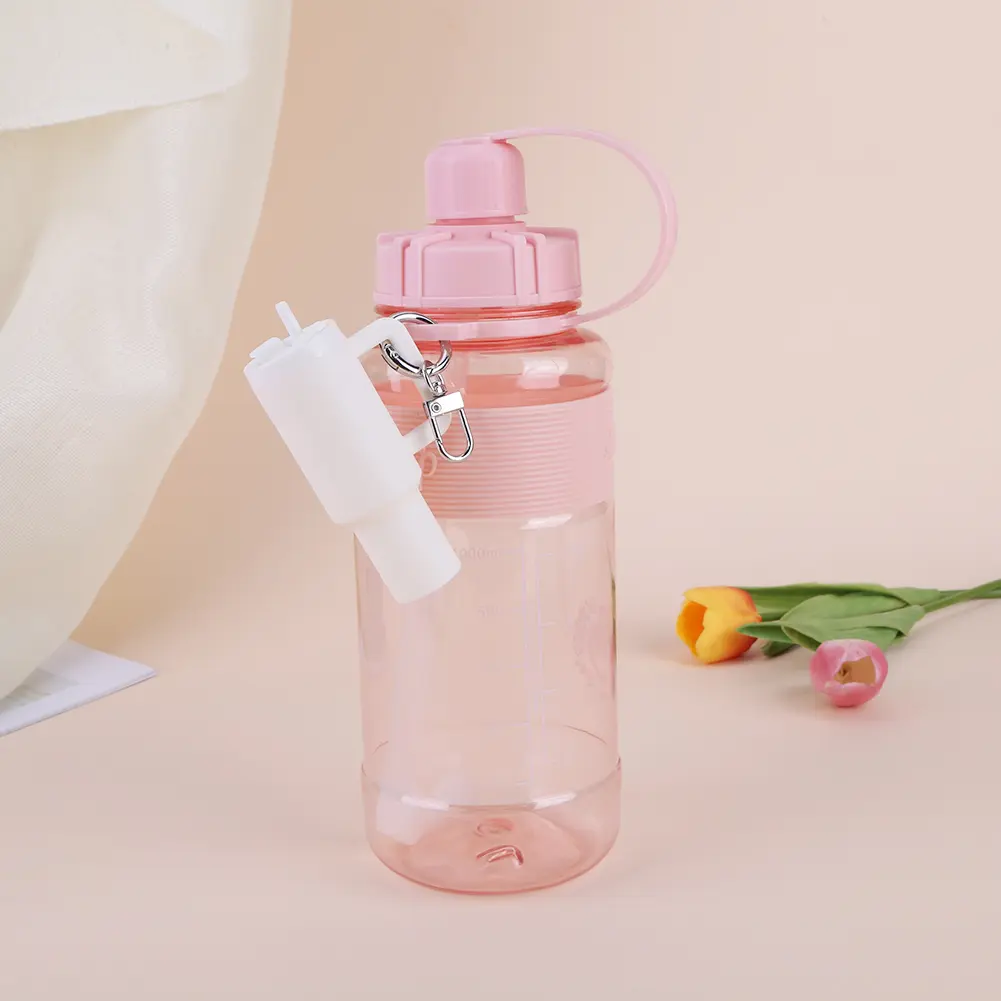 3-1Pcs Creative Mini Cup Keychain Lip Balm Keychain Cute Tumbler Key Ring Chapstick Holder Keychain Water Bottle Accessories