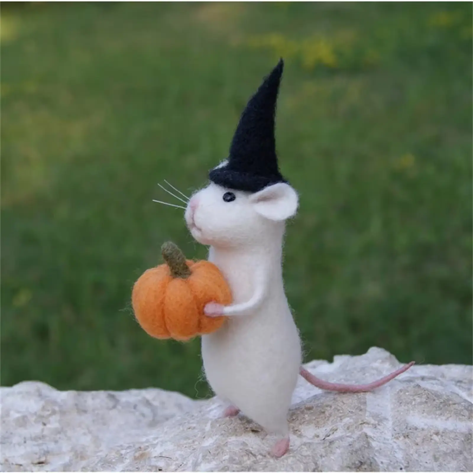 Creative Mini White Mouse Doll Halloween Mouse Hug Pumpkin Hair Needle Felt Mouse Toy Set Needle Punch Mini Desktop Ornament
