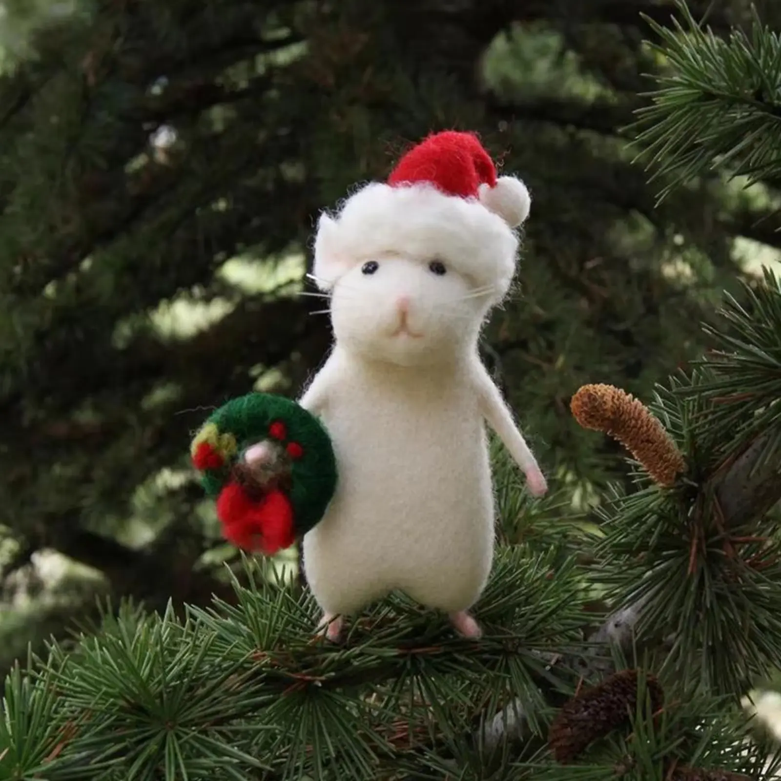 Creative Mini White Mouse Doll Halloween Mouse Hug Pumpkin Hair Needle Felt Mouse Toy Set Needle Punch Mini Desktop Ornament