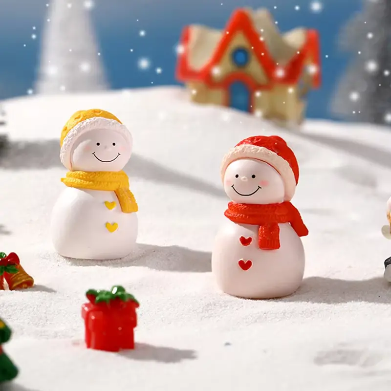 Merry Christmas Couple Decorations Mini Sweet Lover Dolls Fairy Garden Landscape Home Furnishings Car Decorations Wedding Gifts