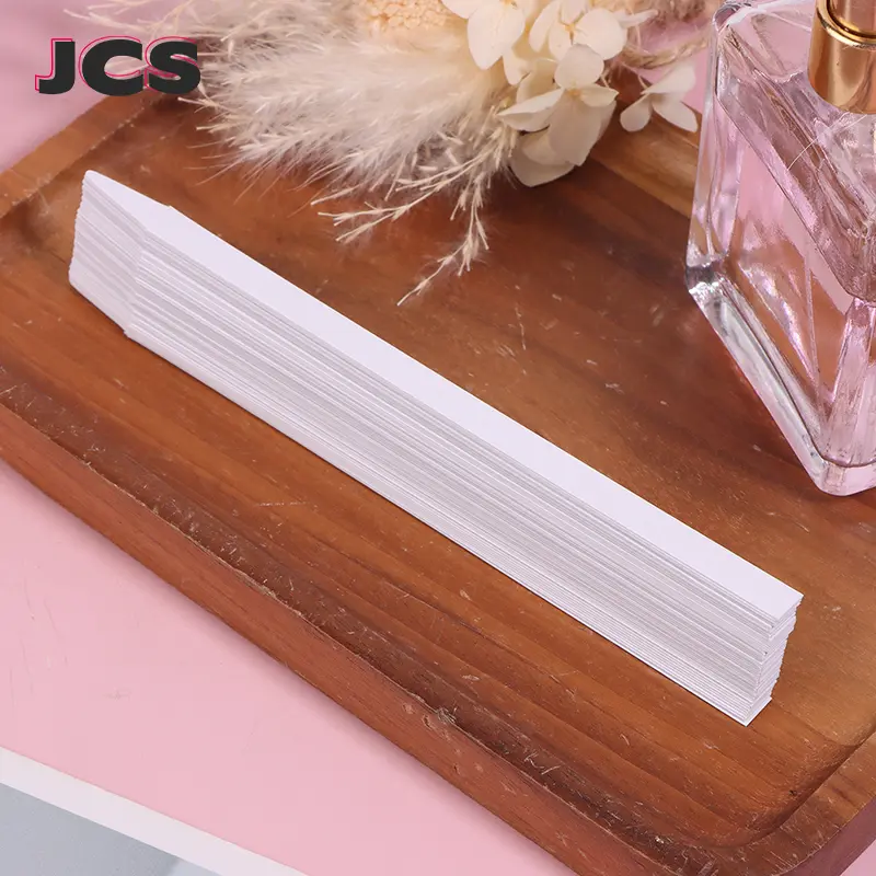 50pcs Tester Strips Fragrance Disposable White Women Smell Paper Paper Strips Test Paper Aromatherapy Perfume Essential Oils