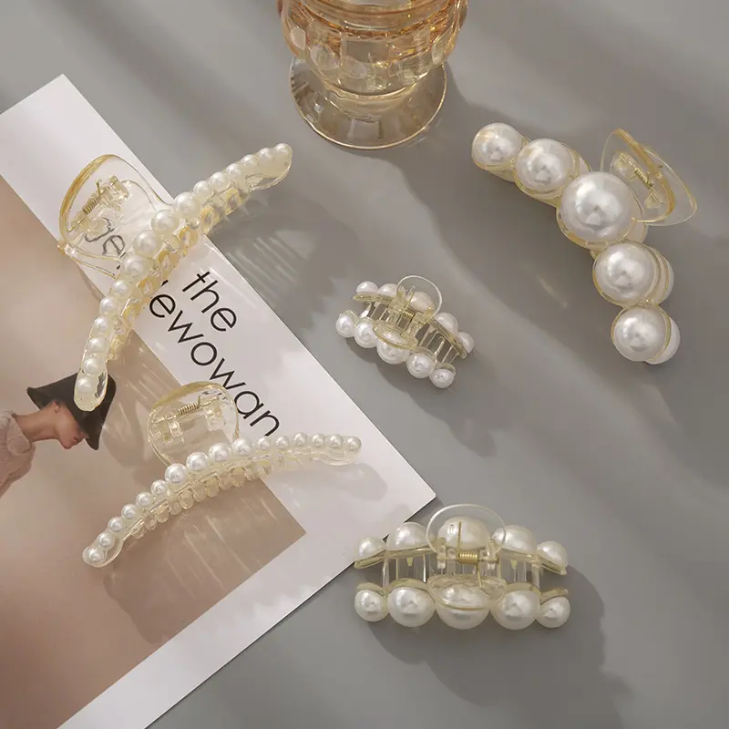 1 stks Grote Haai Clip Haaraccessoires Temperament Veelzijdig Eenvoudig en genereus Modieus Zachte Parel Grijpclip