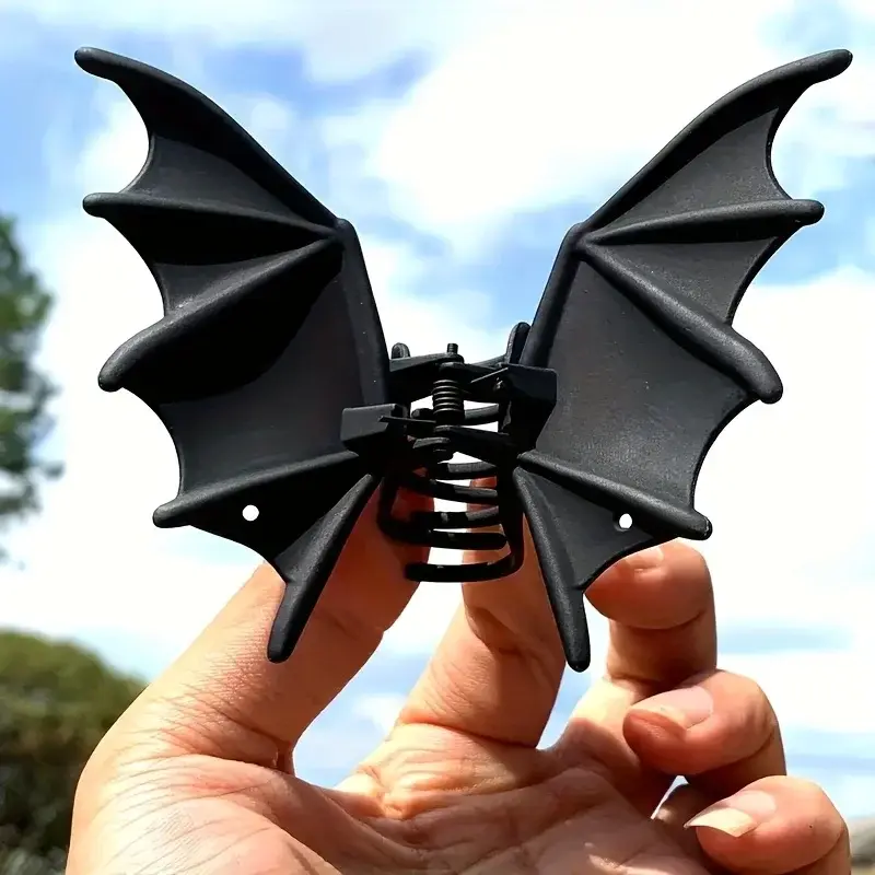 1pc Gothic Punk Bat Wing Hairpin - Elegant Metal Ponytail Accessory for Women, Perfect for Halloween & Christmas Parties