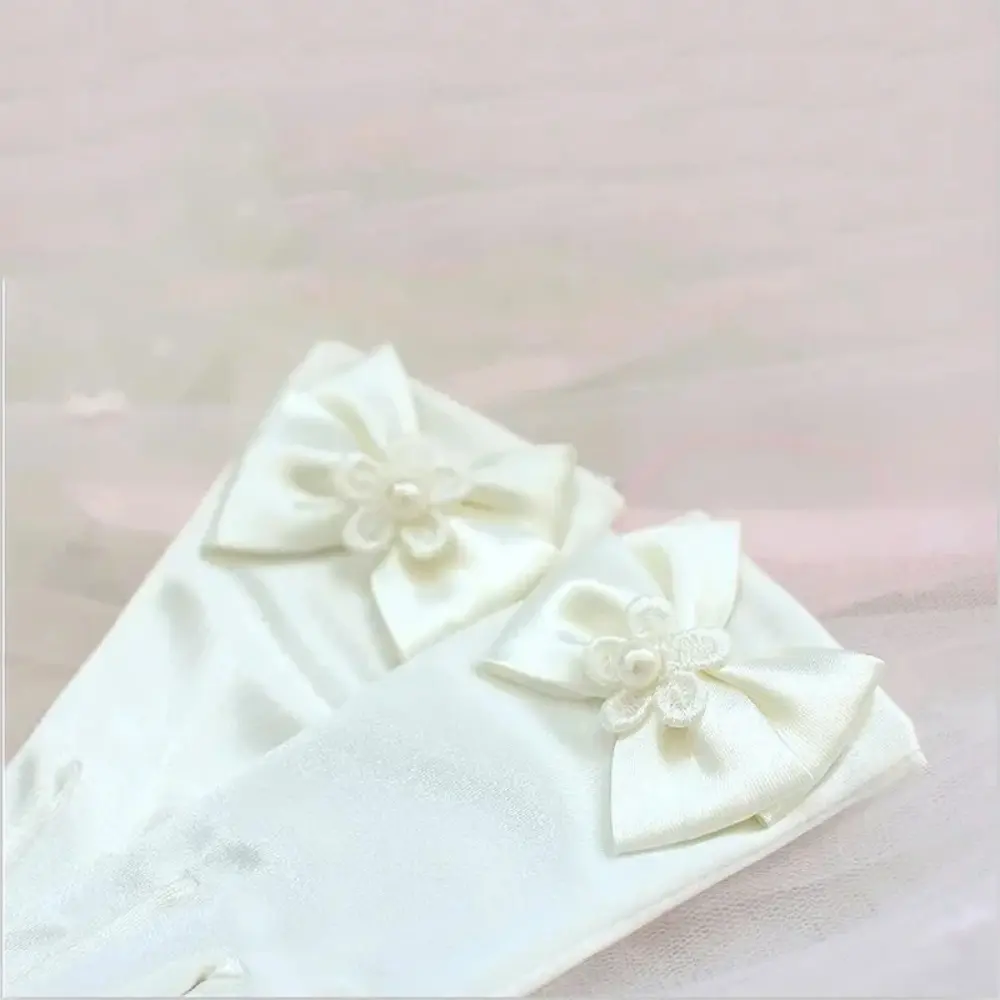 Sweet Satin Flower Child Gloves White Gloves for Kids Children Girls Wedding Gloves with Bow Kids Fashion Children's Mittens
