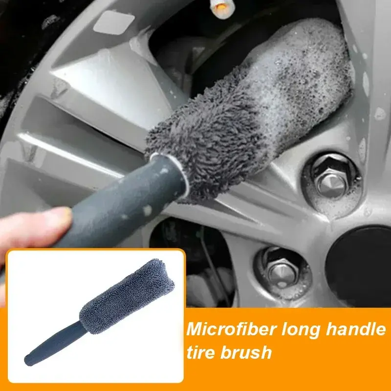 Wash The Car Wheel Hub With a Small Braid And a Soft Bristled Brush For Cleaning And Cleaning. Use a Tire Brush For Cleaning