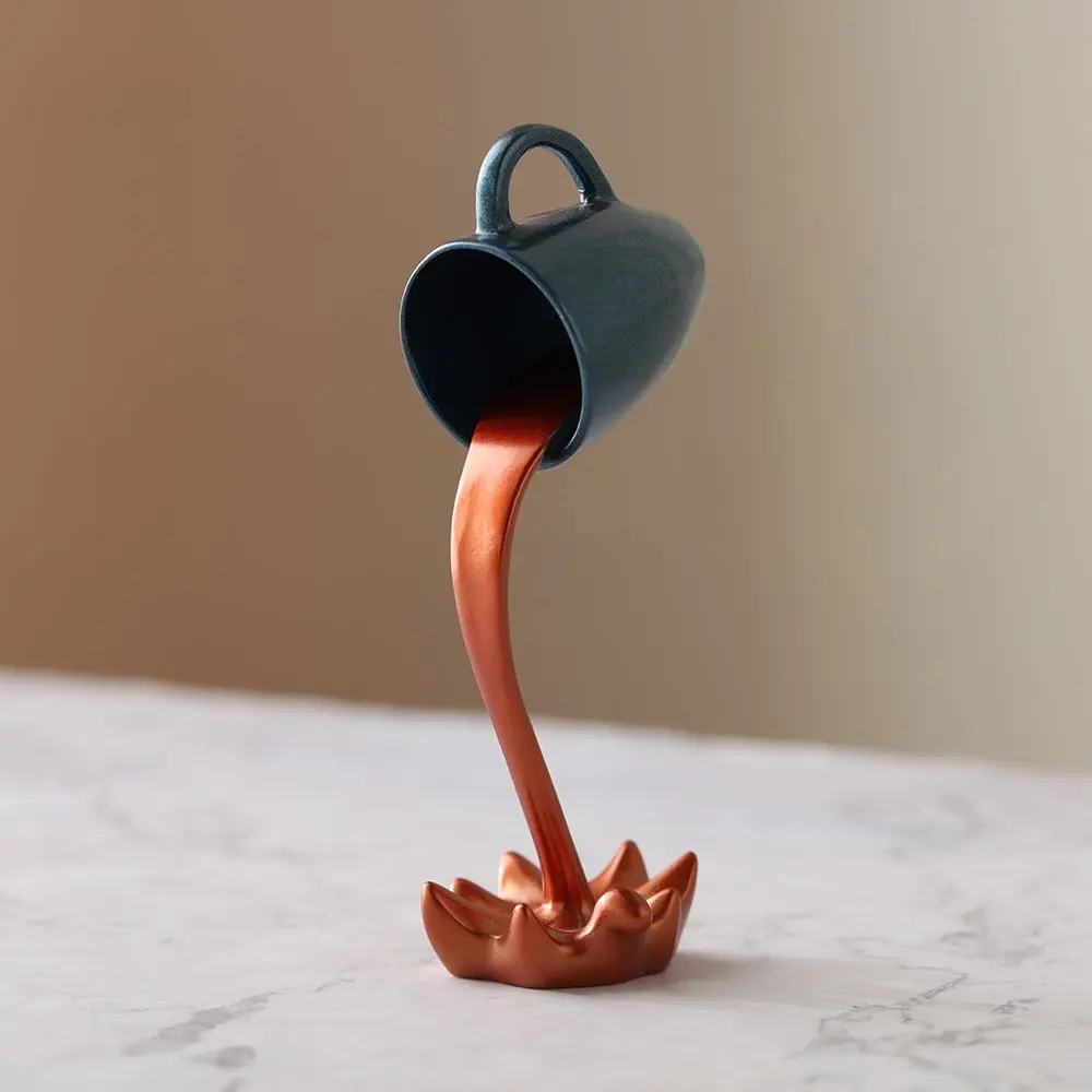 Creative Coffee Cup Design Gift For Coffee Lover Kitchen Decor Sculpture Floating Coffee Cup Pouring Liquid Coffee Mug