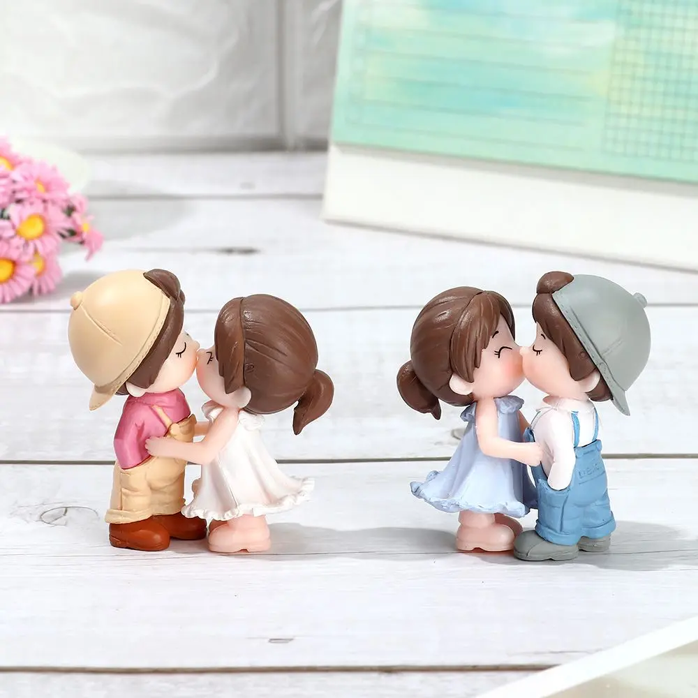 2pcs/pair Cute Lovers Sweet Dance Couple Figurines Miniature Craft Ornament Fairy Garden Decor Home Wedding Decoration