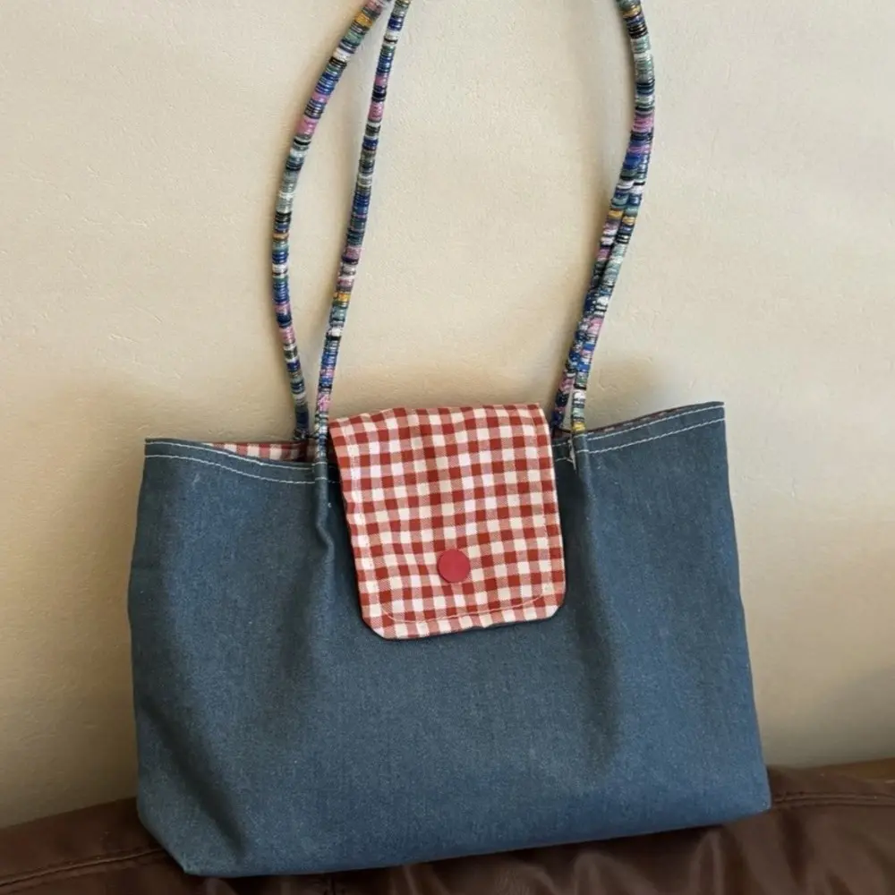 New Red Grid Tote Bag Korean-style Large-capacity Shoulder Bag Hand-mounted Plaid Canvas Bag Commute Handbag for Work Student